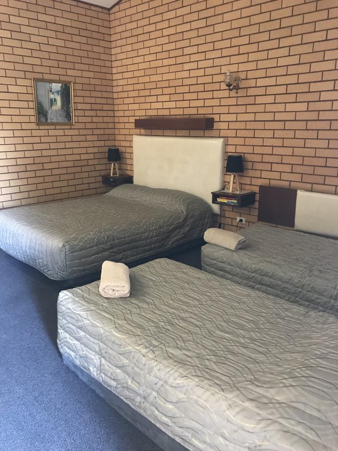 Stockman Motor Inn Narromine Esterno foto